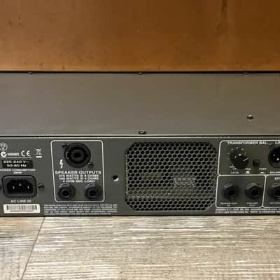 Ampeg SVT-3 PRO 450-Watt Rackmount Bass Amp Head image 2