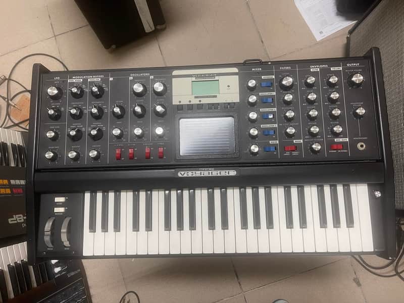 Moog Minimoog Voyager 44-Key Monophonic Synthesizer