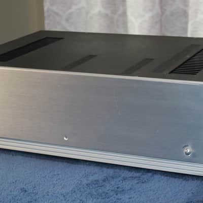 Anthem MCA 2 Stereo Power Amplifier image 4