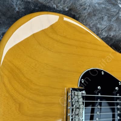 2019 Fender - Strat - Am. Pro Partscaster Lightweight Ash - ID 5629 image 4