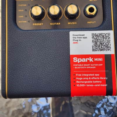 Positive Grid Spark MINI Portable Digital Modeling Guitar Practice Amp image 2