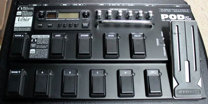 Line 6 POD xt Live Multi-Effect and Amp Modeler | Reverb Canada