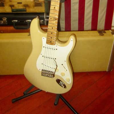 1994 Fender Custom Shop '54 Stratocaster Blonde w/ Certificate, Papers & Original Case image 2
