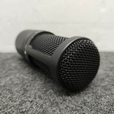 Audio-Technica AT2020 Large Diaphragm Cardioid Condenser Microphone 2010s - Black image 3