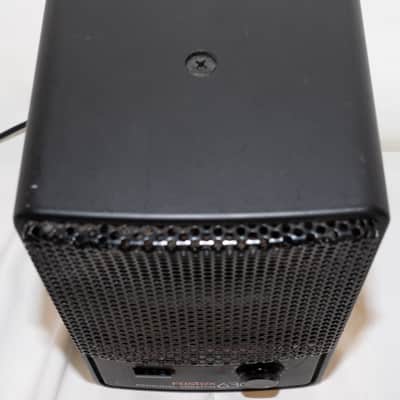 Fostex 6301B personal sized powered monitor with speaker out image 2