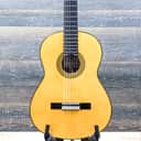 Yamaha GC22S GC Series Handcrafted Line Solid Spruce Top Classical Guitar w/Bag