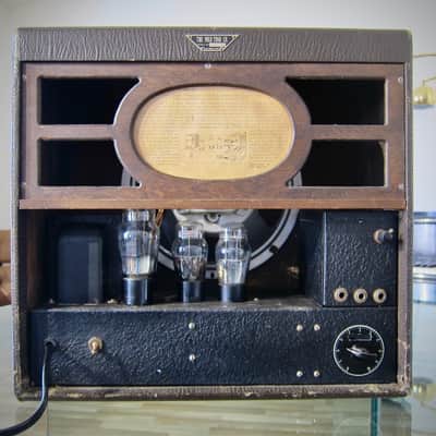 1930s Volu-Tone Guitar Amplifier by Schireson Brothers LA 10"Rola Speaker with Energizing Switch image 13