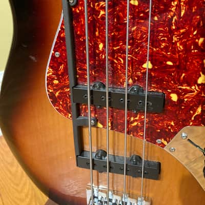 Fender Jazz Fretless with Pro Upgrades 2018 - 3-Color Sunburst image 3