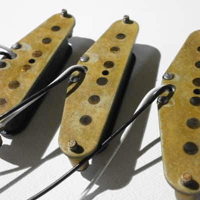 Stratocaster HEAVY RELIC 68 69 Pickups SET Hand Wound  1968 - 1974 Fender Vintage Strat Aged Q image 9