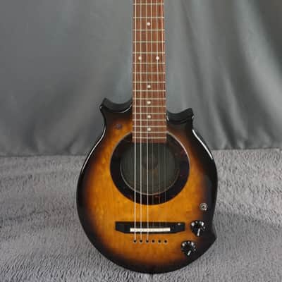Morris Sound Circus Series Amplified Travel Guitar Japan Tobacco