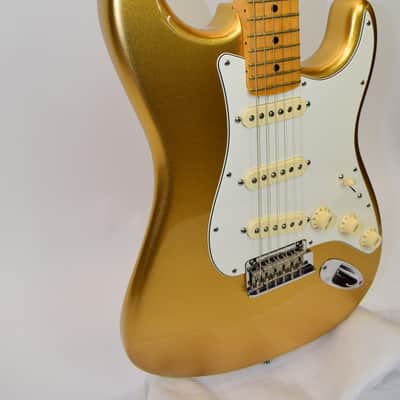 2014 Fender Limited Edition American Standard Stratocaster Electric Guitar, Maple Fingerboard, Mystic Aztec Gold w/ Case image 3