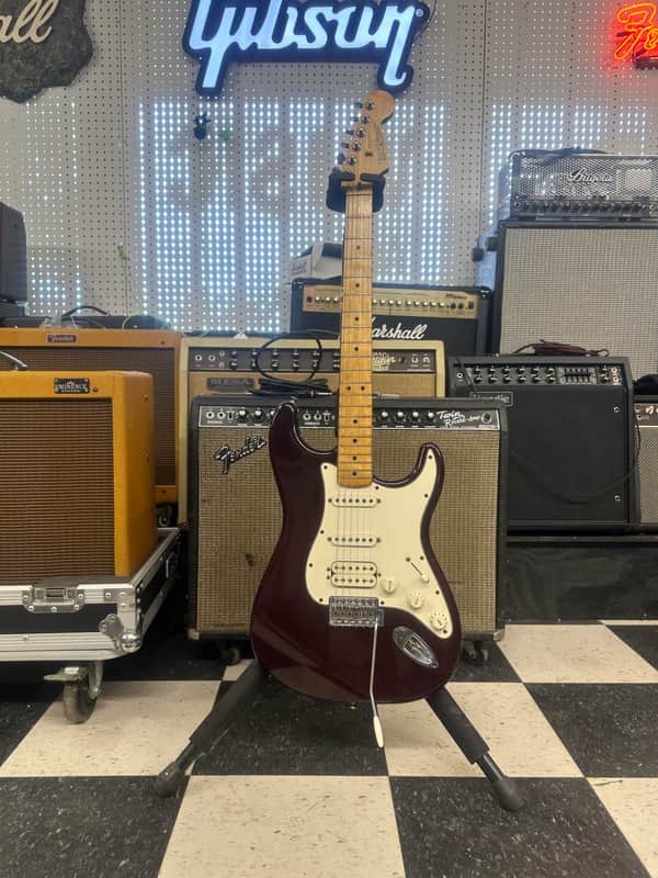 Fender MIM Standard HSS Stratocaster with Maple Fretboard 1999 - 2005 - Midnight Wine image 1