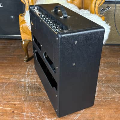 2002 Fender Hot Rod Deville 3 Channel 4X10 60 Watt Guitar Combo Amplifier! image 4