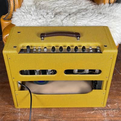 Victoria 35210-T Tweed Super Amp 2x10 Tube Combo Amplifier W/ Factory Reverb! image 5
