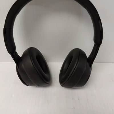 Beats By Apple A1881 Headphones image 2