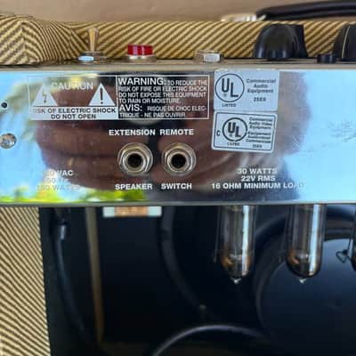Peavey Classic 30 2-Channel 30-Watt 1x12" Guitar Combo image 14