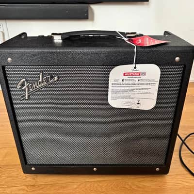 Marshall AVT275 2x12 Combo Guitar Amp w/ Footswitch, Works Great 