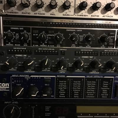 dbx 1046 quad compressor limiter image 1