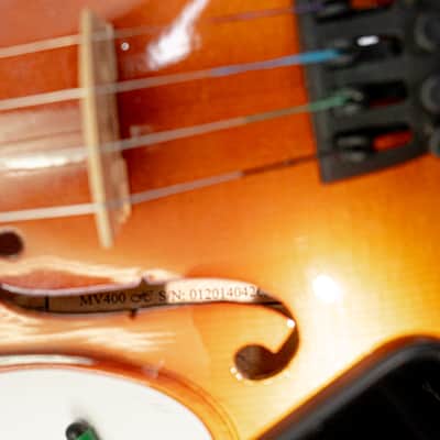 Mendini by Cecilio MV400 Solid Wood Violin – Beginner/Student Model with Case image 3