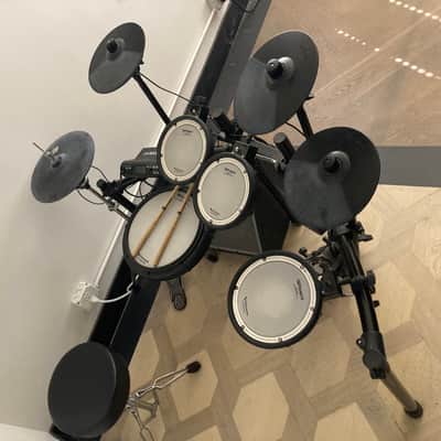 Roland TD-4 V-Drum Kit w/ Mesh Pads