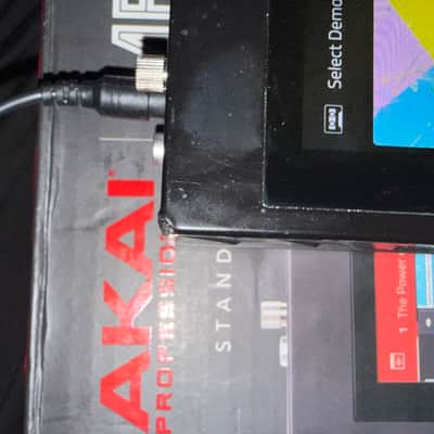 Akai MPC One Standalone MIDI Sequencer 2020 - Present Black image 5