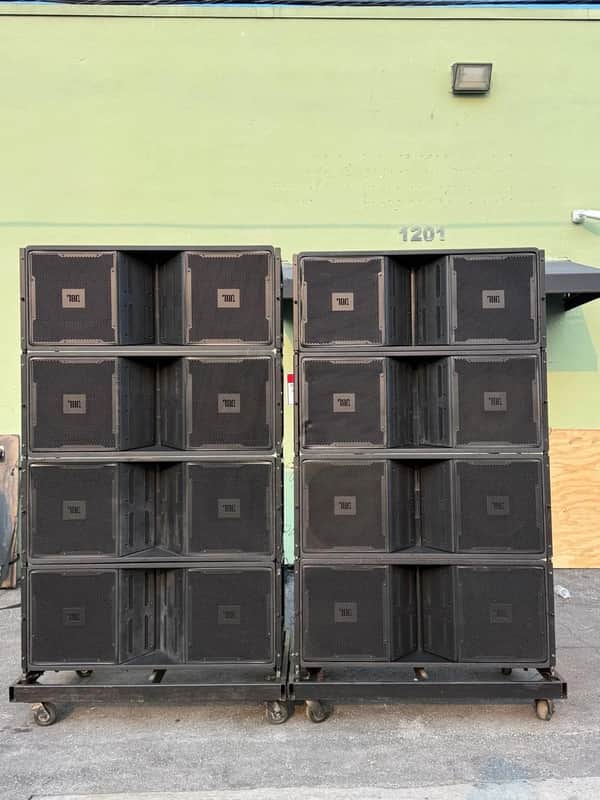 JBL VT4889