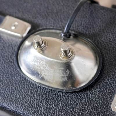 Fender Deluxe Reverb 22W Tube Guitar Combo Amp image 9