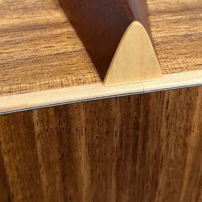Larrivée OMV-40 with Mahogany, Sitka Spruce & L.R. Baggs Stagepro Element Pickup image 20