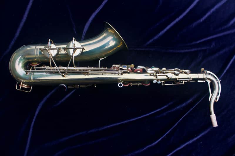 Martin Standard Handcraft Tenor Sax - 1938 - Excellent condition image 1