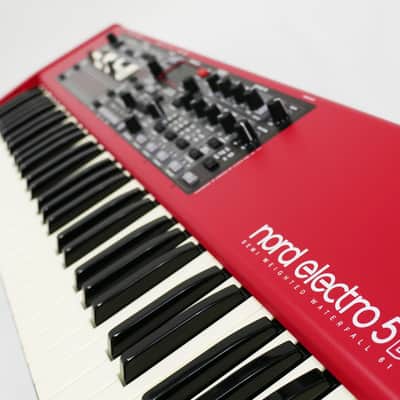 Nord Electro 5D SW61 + Softcase image 20