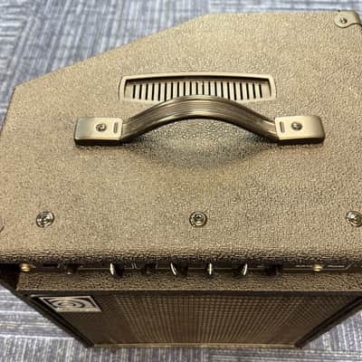 Ampeg BA-110 V2 1x10” 40 Watt Bass Combo Amplifier - Pre Owned *Pickup Only* image 2