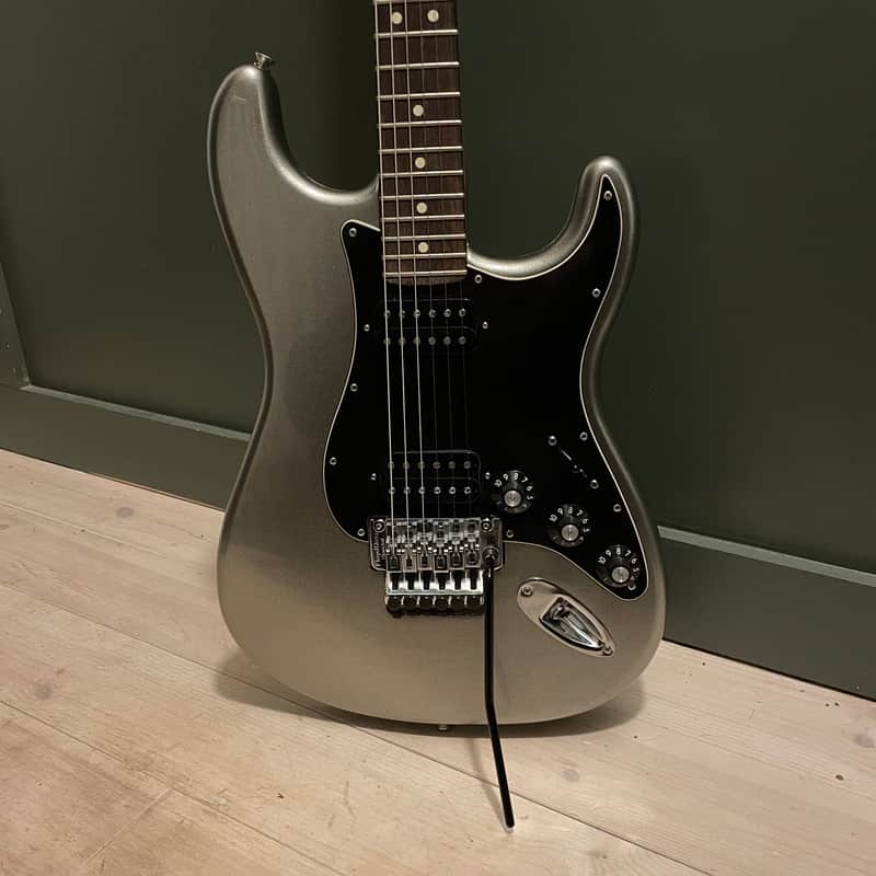 Fender Blacktop Stratocaster HH Floyd Rose Titanium Silver