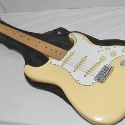 Fender Japan ST72-53 YWH MADE IN JAPAN N serial Electric Guitar Ref. No 7222 image 1