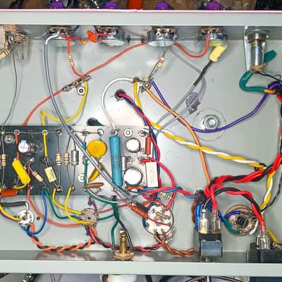Hunter Amplifiers - The Keno Queenie - 5-watts Class A Handwired Tube Amp Head - Pink image 9