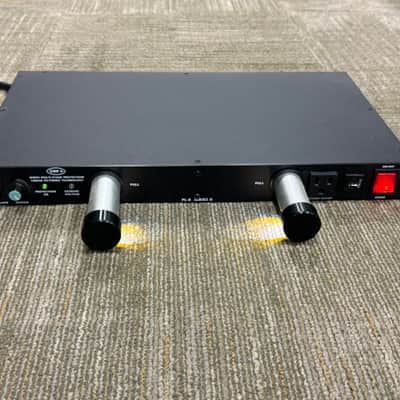 Furman PL-8 Series II, 15- Amp Power Conditioner, 1U Rack Space w/ Lights, Excellent Condition image 1