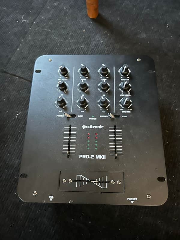 Citronic DJ Mixer image 1