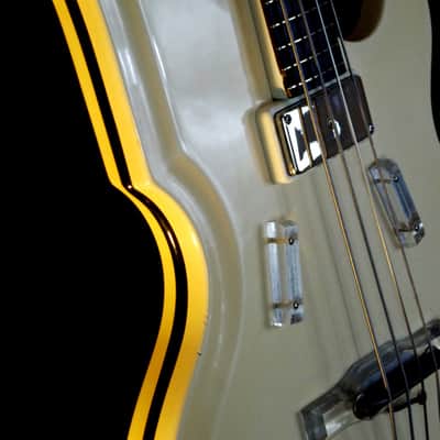 National VAL PRO "85"  1961 White. RES-O-GLAS. Extremely Rare. Great Condition. Tone image 13