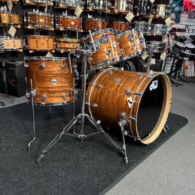 ~WOW!~ DW Collectors Series SSC Maple 4-Piece 10/12/16/22 Drum Kit Set in Bronze Oyster FinishPly with Chrome Hardware image 2
