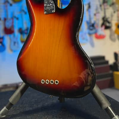 Fender American Professional II Jazz Bass Left-Handed 3 Color Sunburst Rosewood Fingerboard 451 image 5