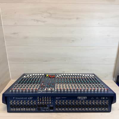 Soundcraft LX7ii 24-Channel 4-Bus Analog Mixer Console 2010's image 9