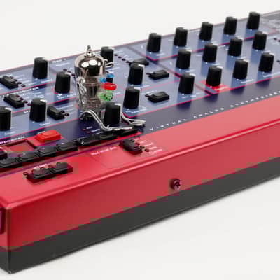 Clavia Nord Rack 1 Lead Synthesizer Desktop + Top Zustand + 1,5Jahre Garantie