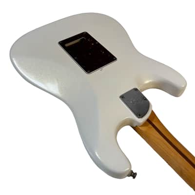 2019 Fender American Ultra Stratocaster - Arctic Pearl image 16