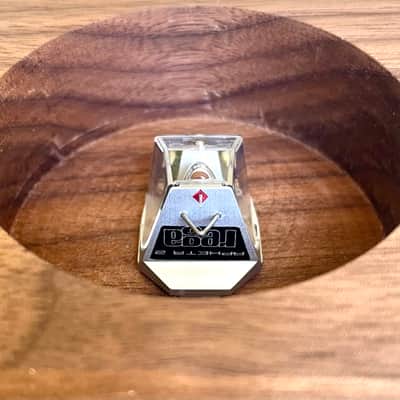 Rega Apheta 2 Low Output MC Phono Cartridge, Anodized aluminum body, Vital profile nude diamond Stylus on Aluminum Cantilever image 4