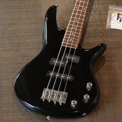 Ibanez Gio Mikro GSRM20 4-String Bass Black + Gig Bag image 2
