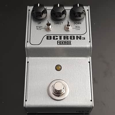 2010s - Boxed - Foxrox Electronics Octron 3 Analog Octave Up and Down 2010s - Silver image 2