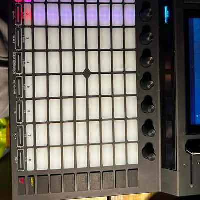Akai Force Standalone Music Production / DJ Performance System 2019 - Black image 9