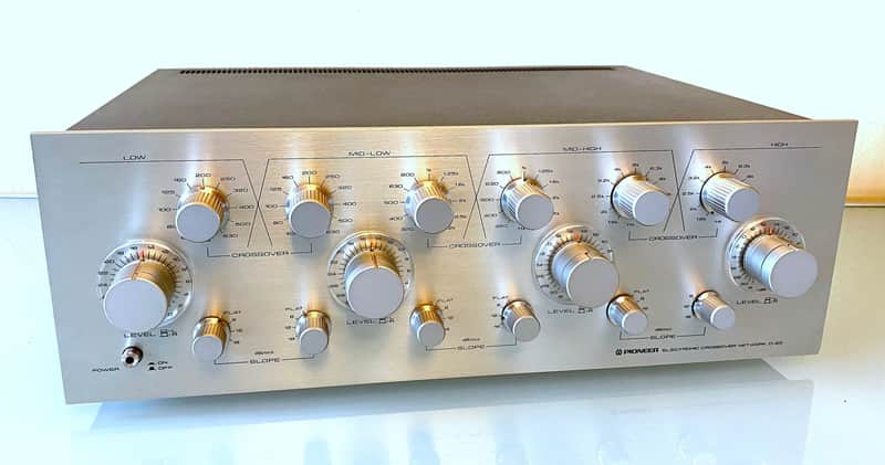 Pioneer D-23 Electronic Crossover Network w/ Manual & Paperwork