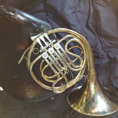 Getzen Caravelle Single French Horn, USA, with case and mouthpiece, Dented image 12