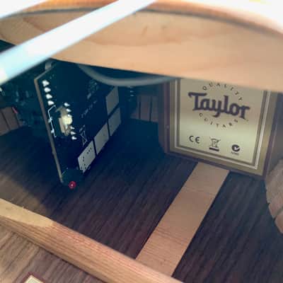 Taylor 716CE Natural 2010 image 18