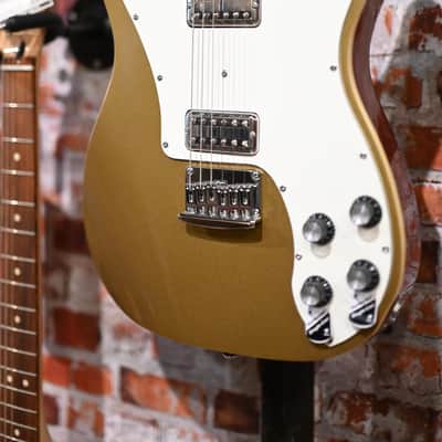 Schecter Vintage PT Fastback 2026 - Gold top image 3